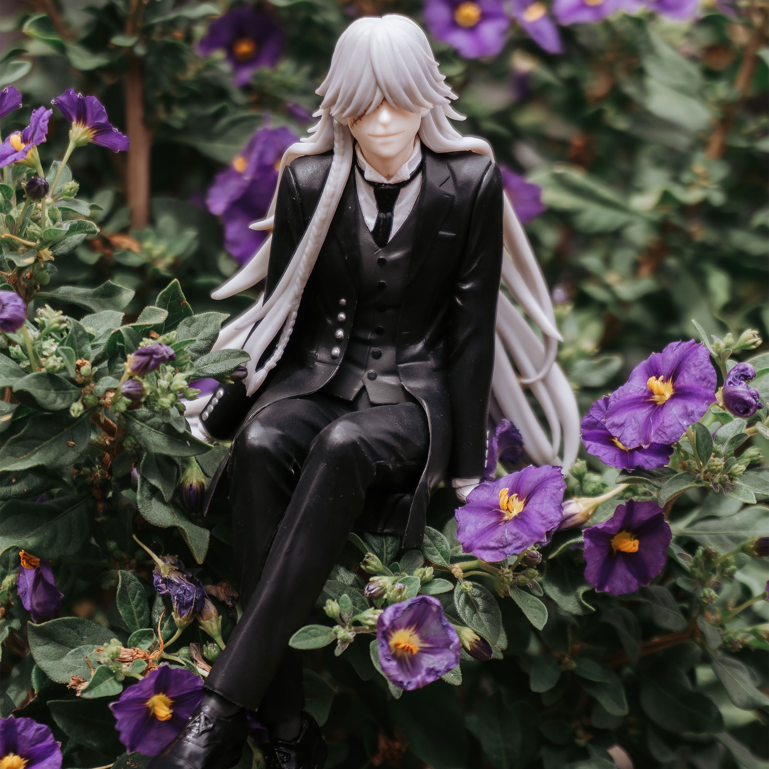 Zdjęcie produktu Black Butler - Figurka Undertaker PM Perching