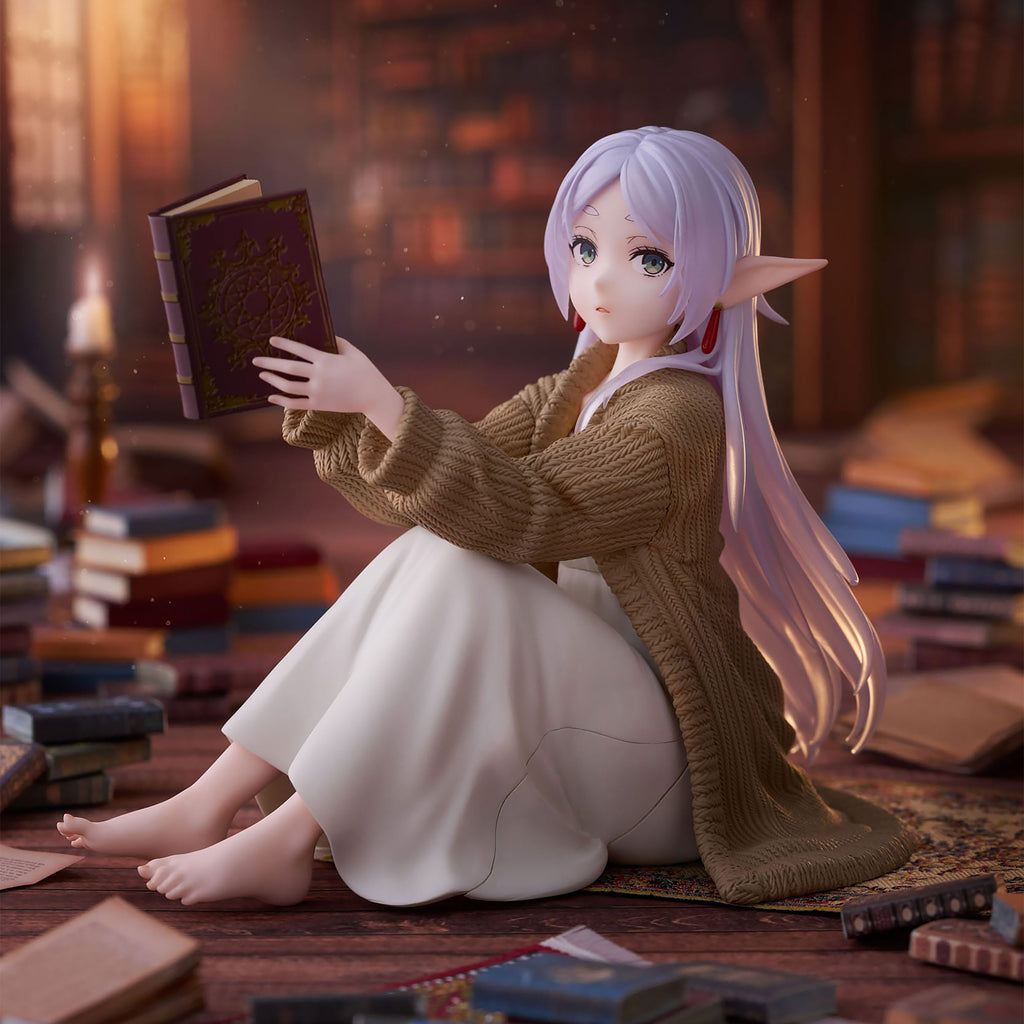 Product image Frieren: Beyond Journey's End - Frieren Desktop Cute Figure Roomwear Version
