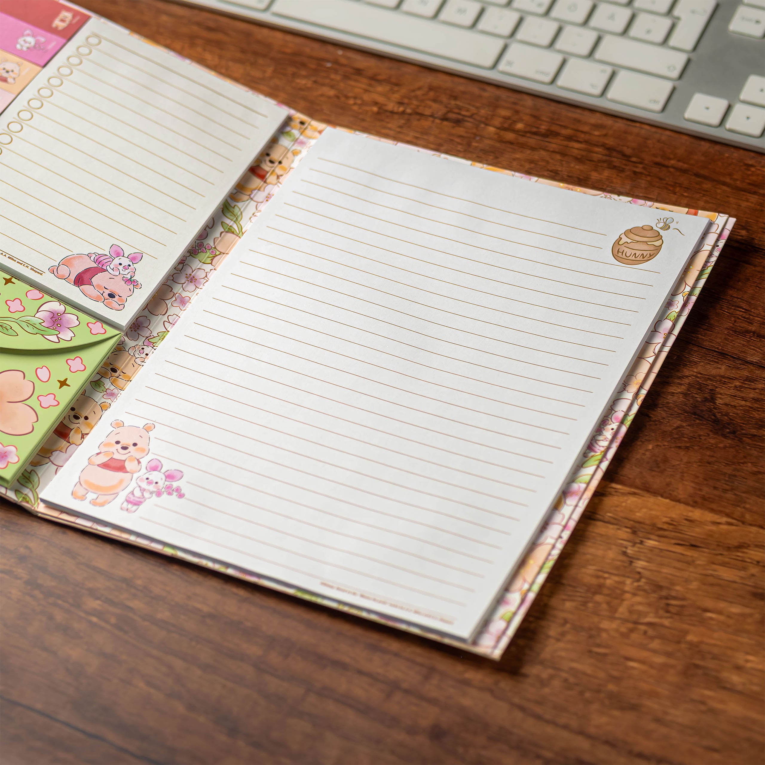 Zdjęcie produktu Kubuś Puchatek - Notes z karteczkami samoprzylepnymi