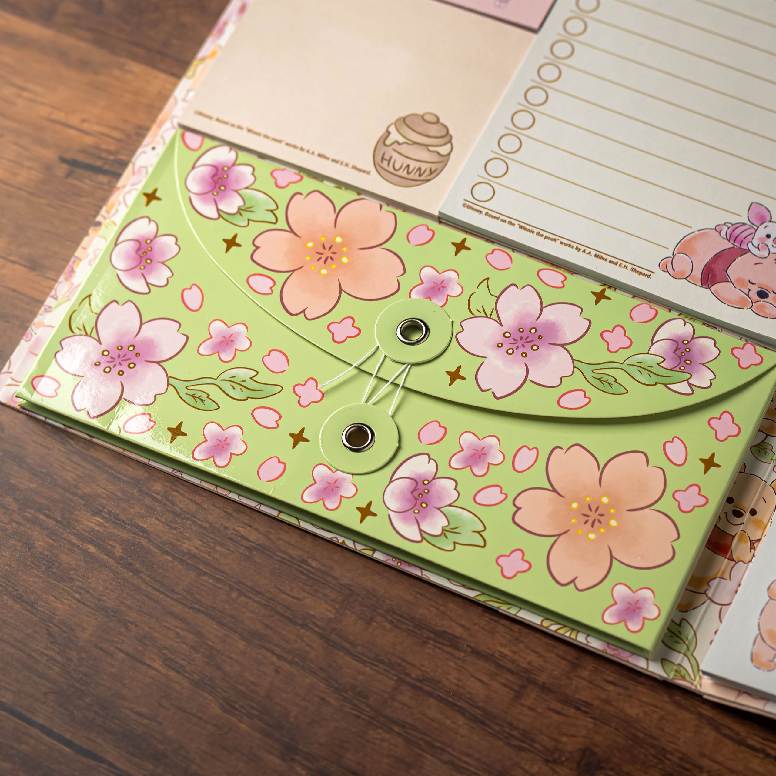 Product image Winnie the Pooh - Sticky Notes Book