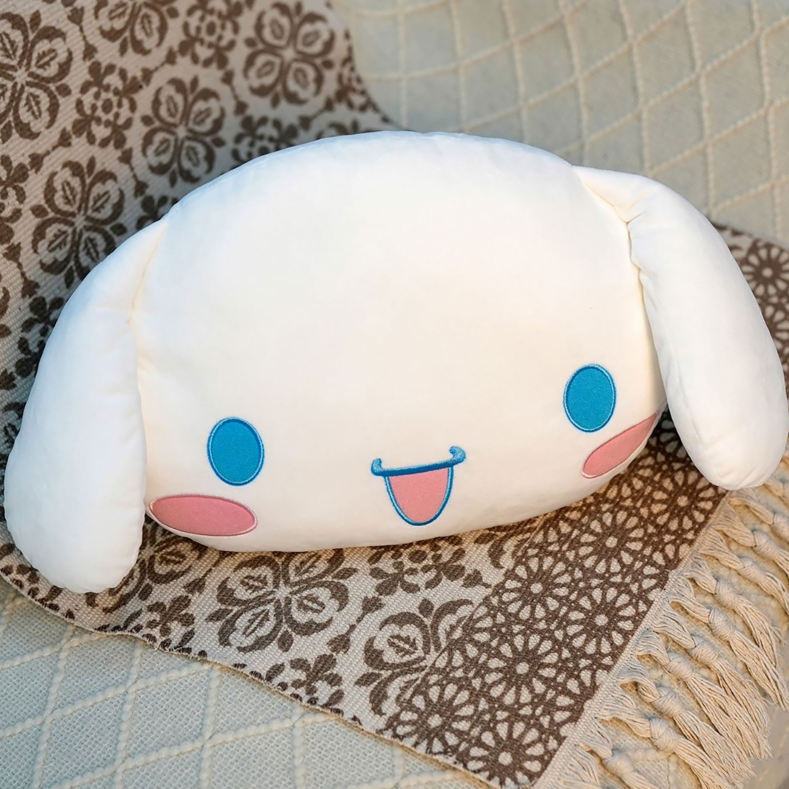 Zdjęcie produktu Hello Kitty and Friends - Poduszka 3D Cinnamoroll