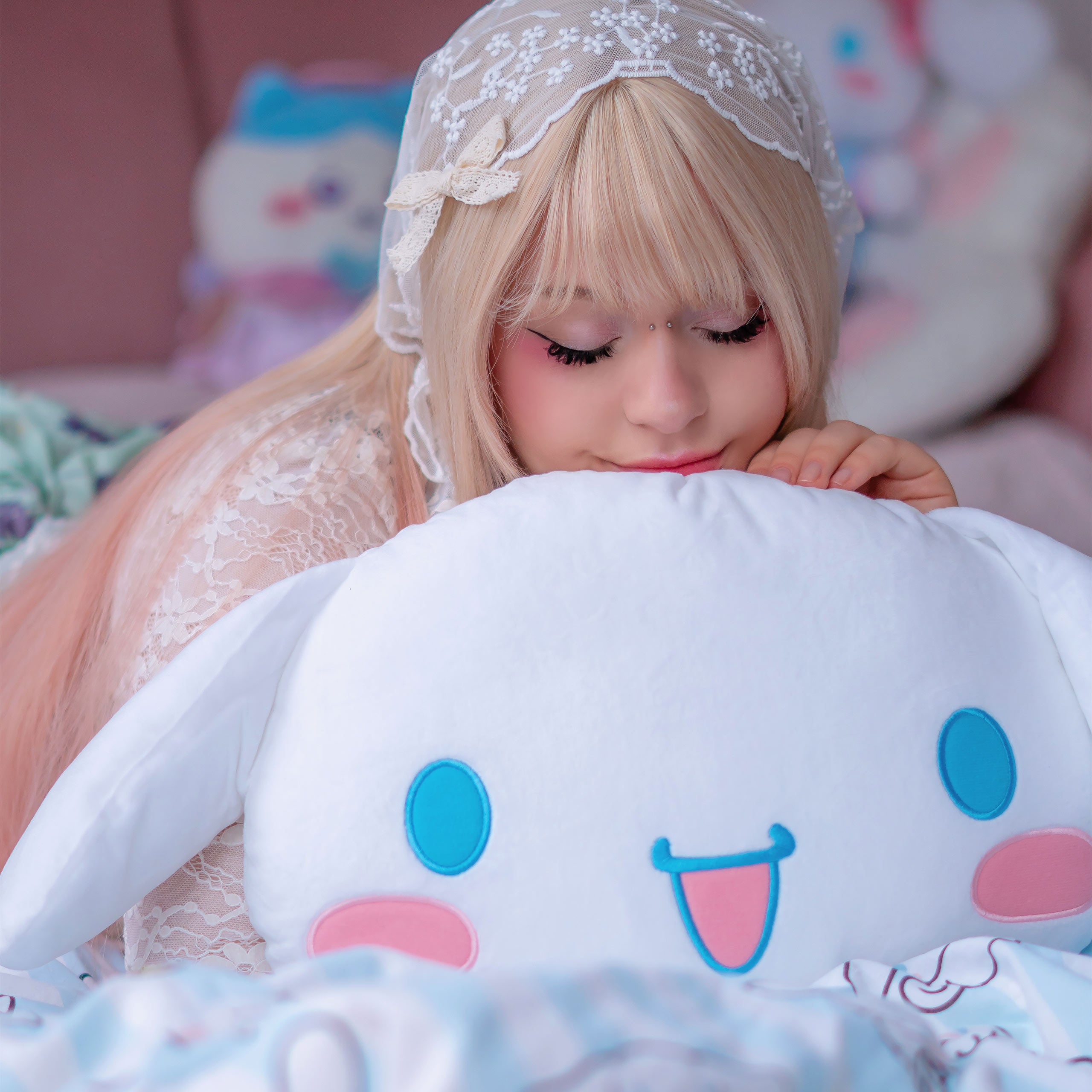 Zdjęcie produktu Hello Kitty and Friends - Poduszka 3D Cinnamoroll