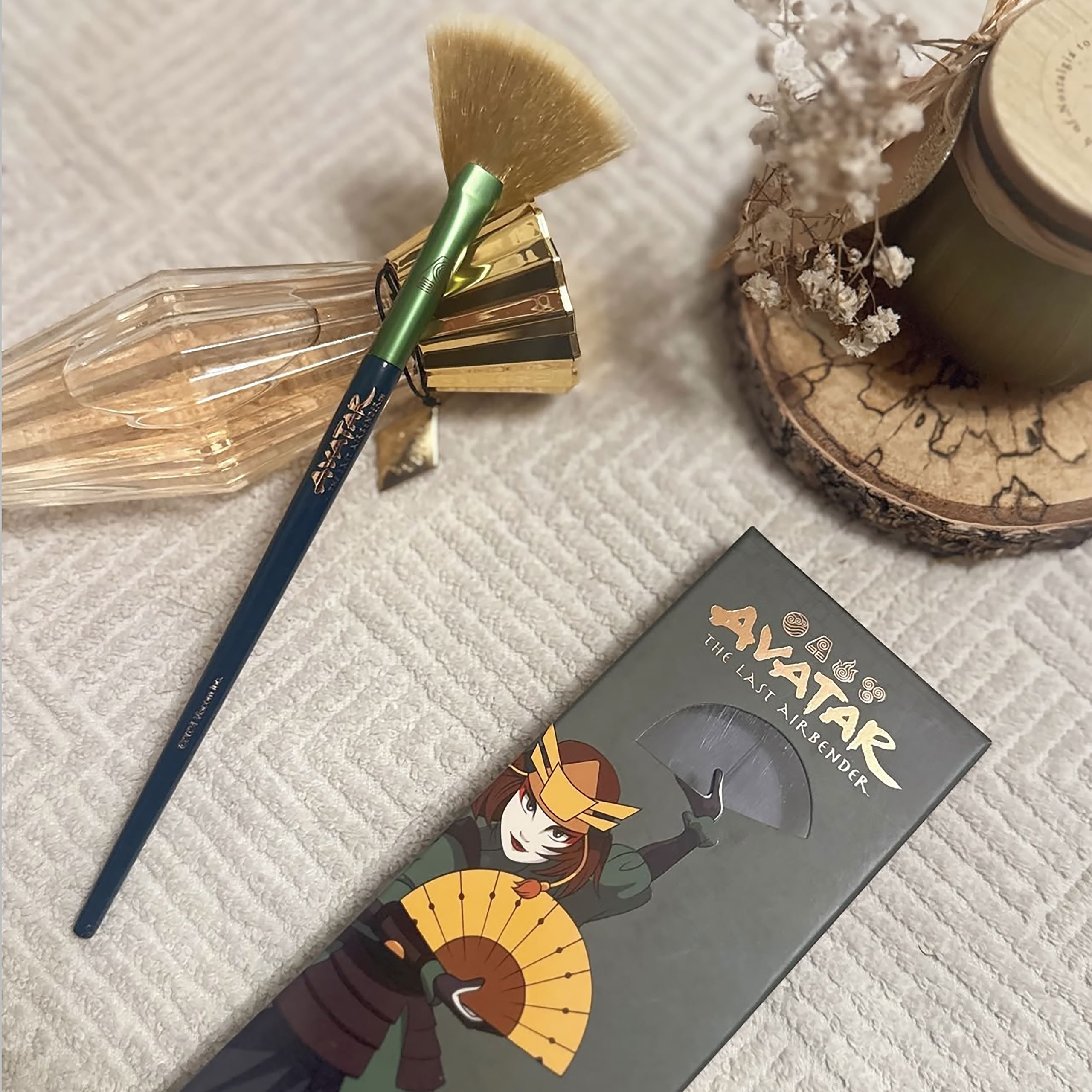 Zdjęcie produktu Avatar Legenda Aanga – pędzel do makijażu Suki