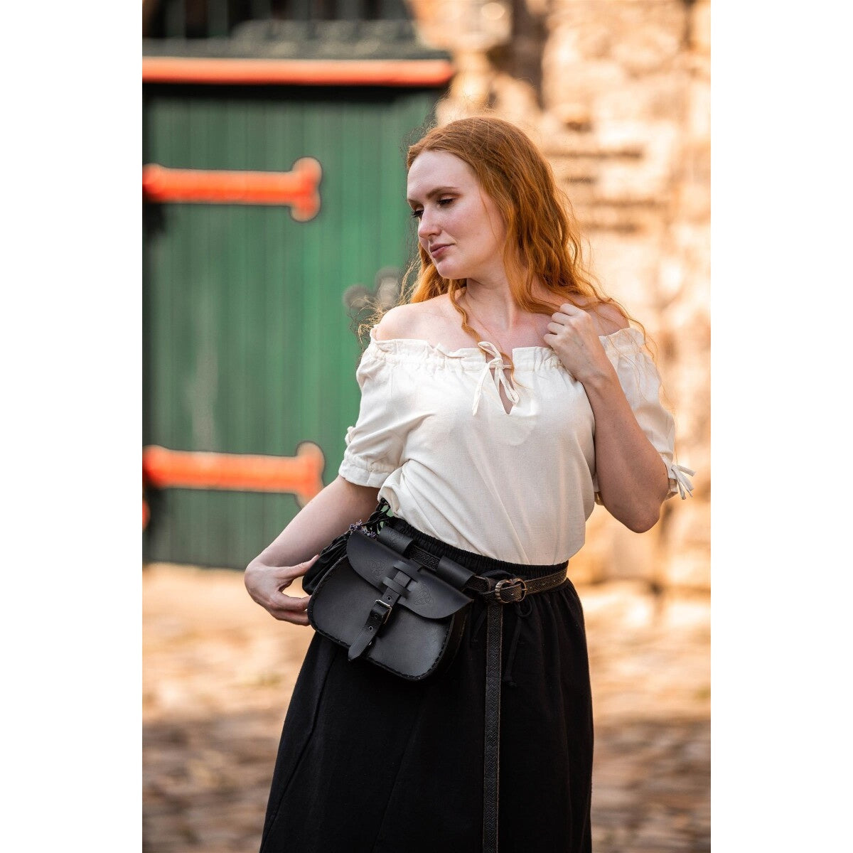 Product image Medieval Short-Sleeve Blouse Otilia beige