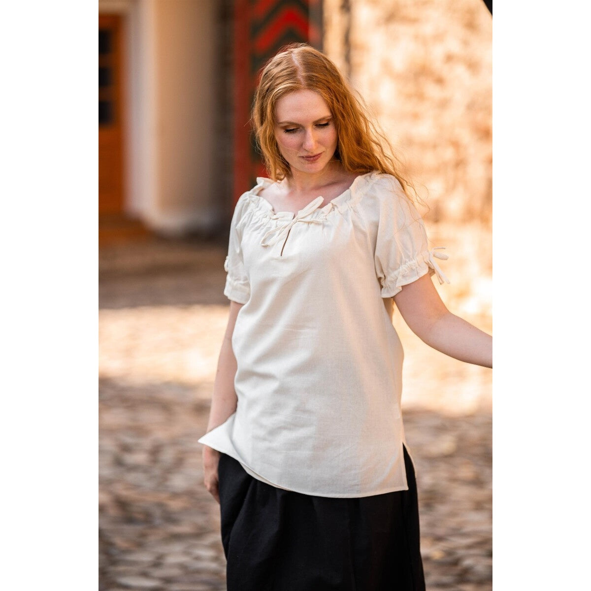 Product image Medieval Short-Sleeve Blouse Otilia beige