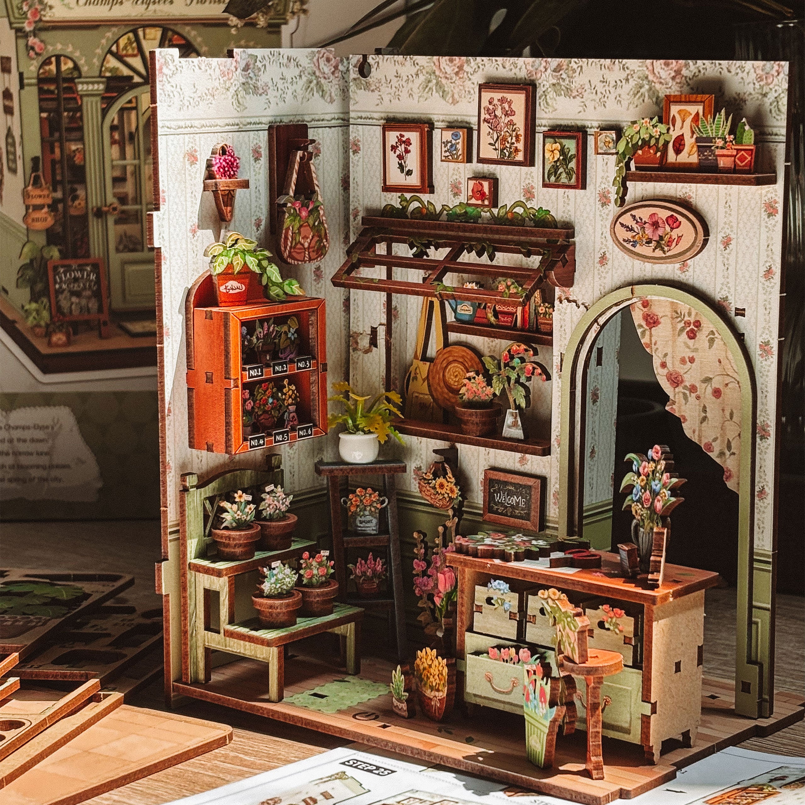 Product image CuteBee - Champs-Élysées Florist Miniature House Book Nook Model Kit