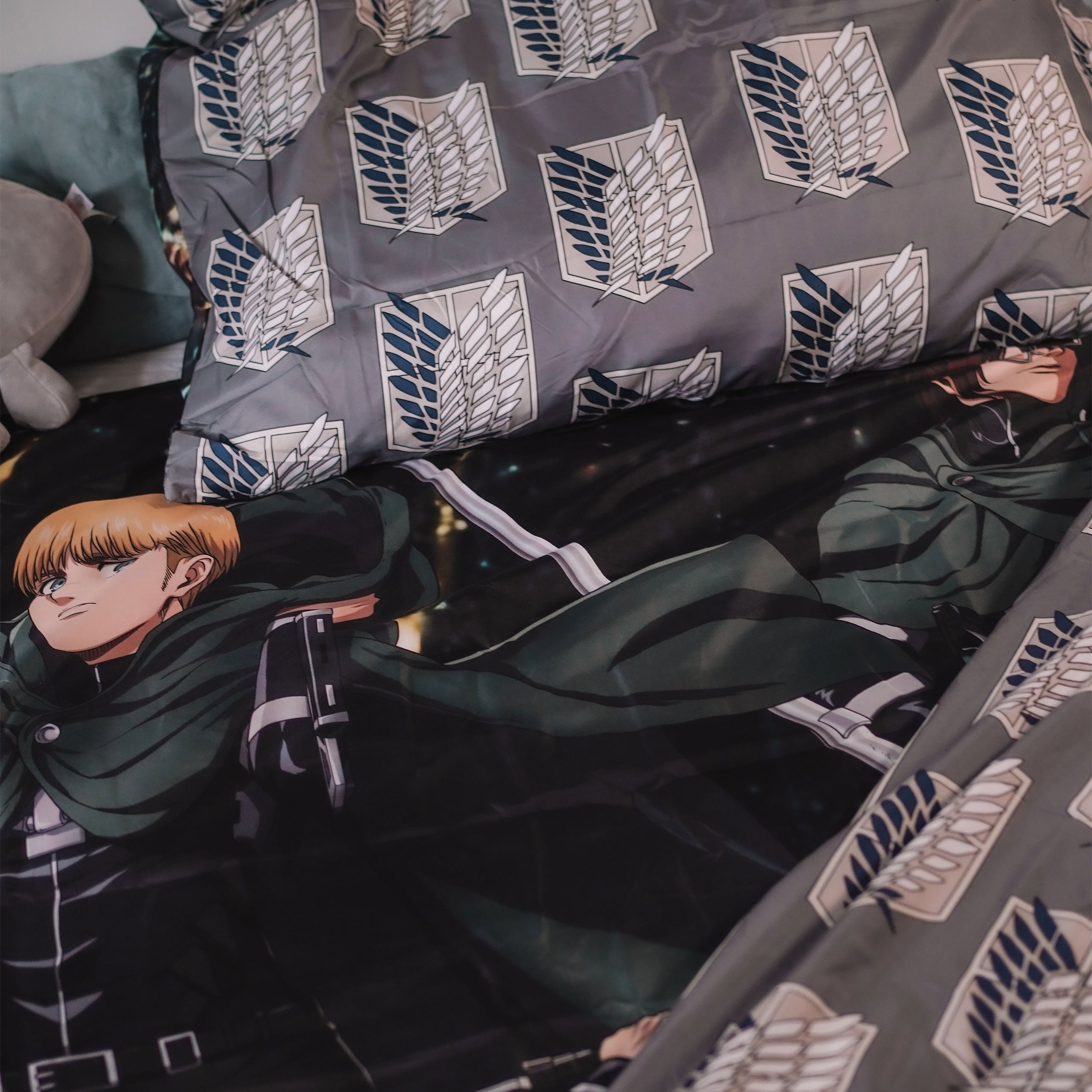 Product image Attack on Titan - Characters Bedding