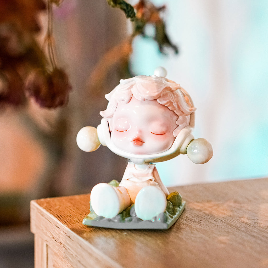Product image Skullpanda - The Warmth Pop Mart Mystery Figure