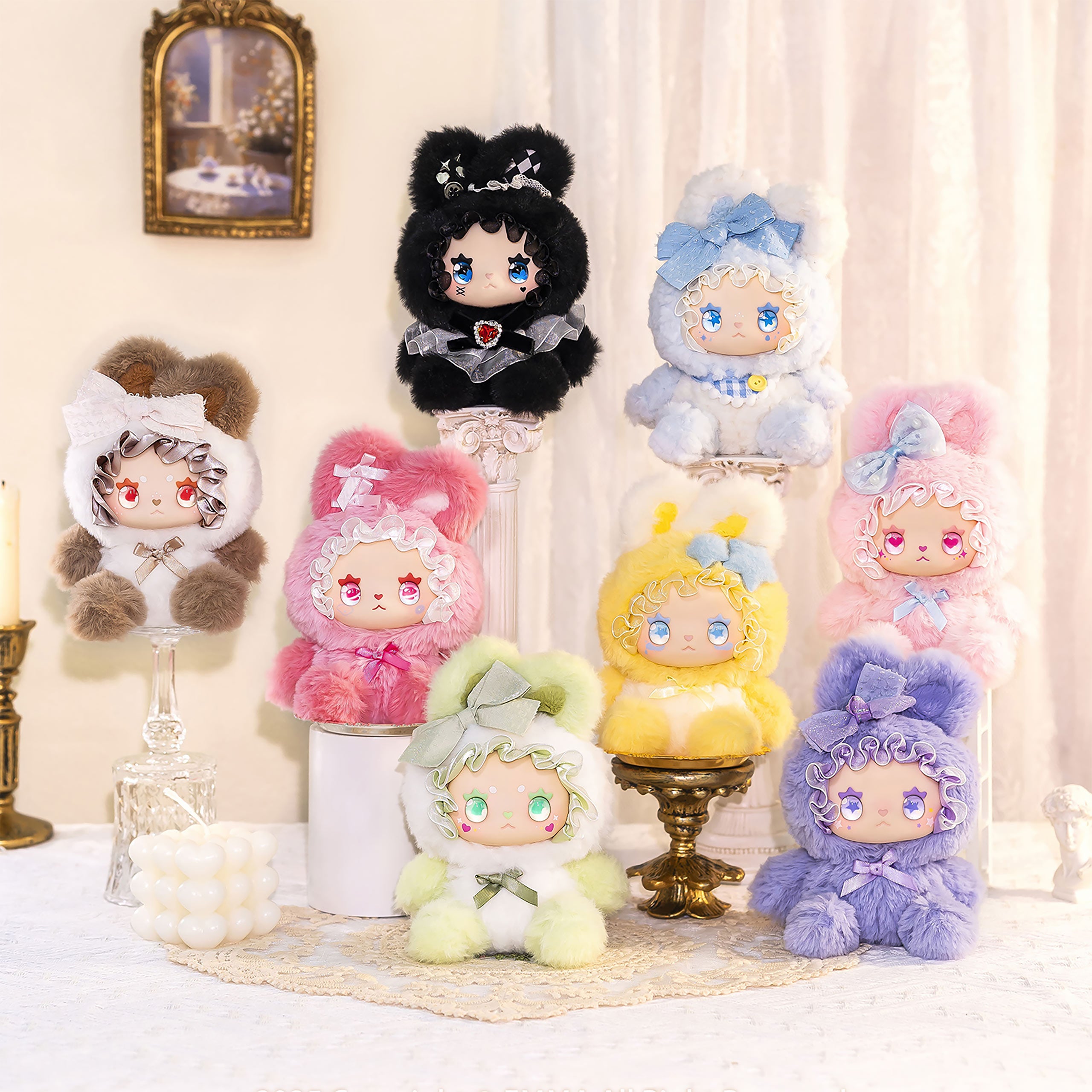 Zdjęcie produktu Eurotronics Lovely Emma - pluszowa figurka Mystery Bunny Alliance