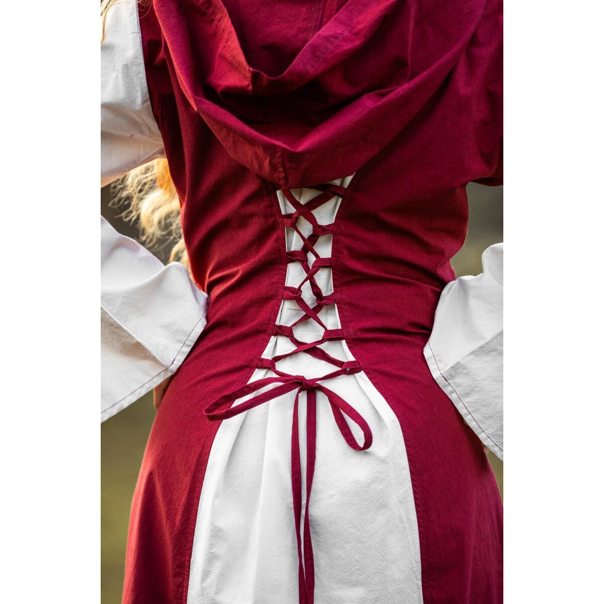 Product image Medieval Dress Genefe red-beige