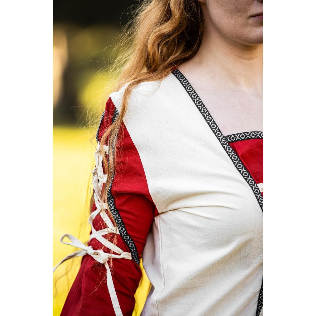 Product image Medieval Dress Amalia beige-red