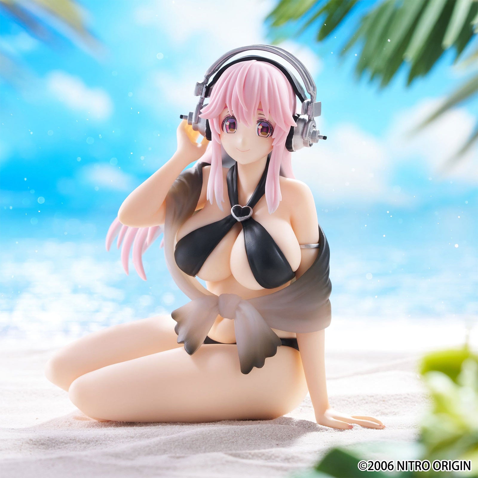Zdjęcie produktu Super Sonico - Figurka Noodle Stopper Swimsuit Black Color Version