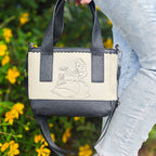 Zdjęcie produktu Alicja w Krainie Czarów - Kwiatowa mini torebka crossbody