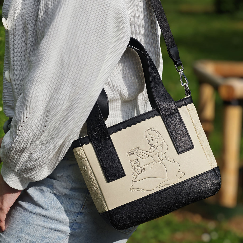 Zdjęcie produktu Alicja w Krainie Czarów - Kwiatowa mini torebka crossbody