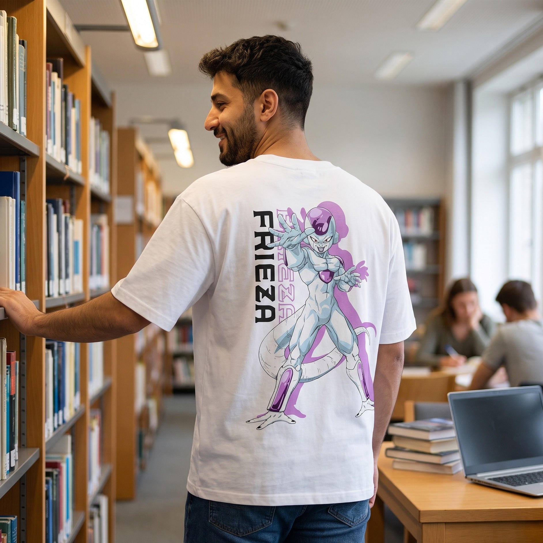 Zdjęcie produktu Dragon Ball Z - Oversize T-shirt Freezer biały