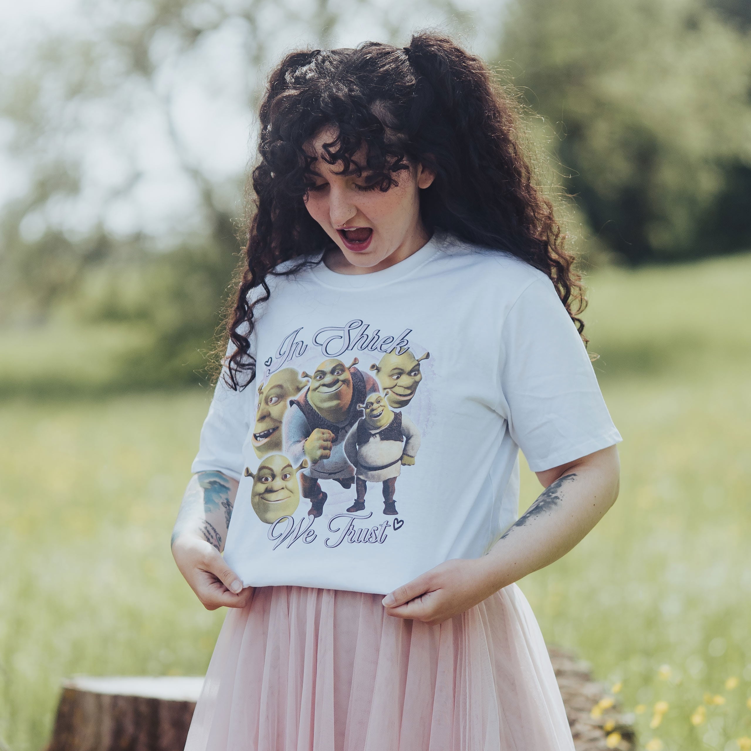 Zdjęcie produktu Shrek - In Shrek We Trust biała koszulka