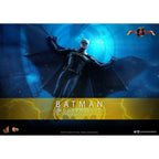 Zdjęcie produktu DC Comics: The Flash – Batman (nowoczesny kostium) figurka kolekcjonerska Masterpiece 1:6