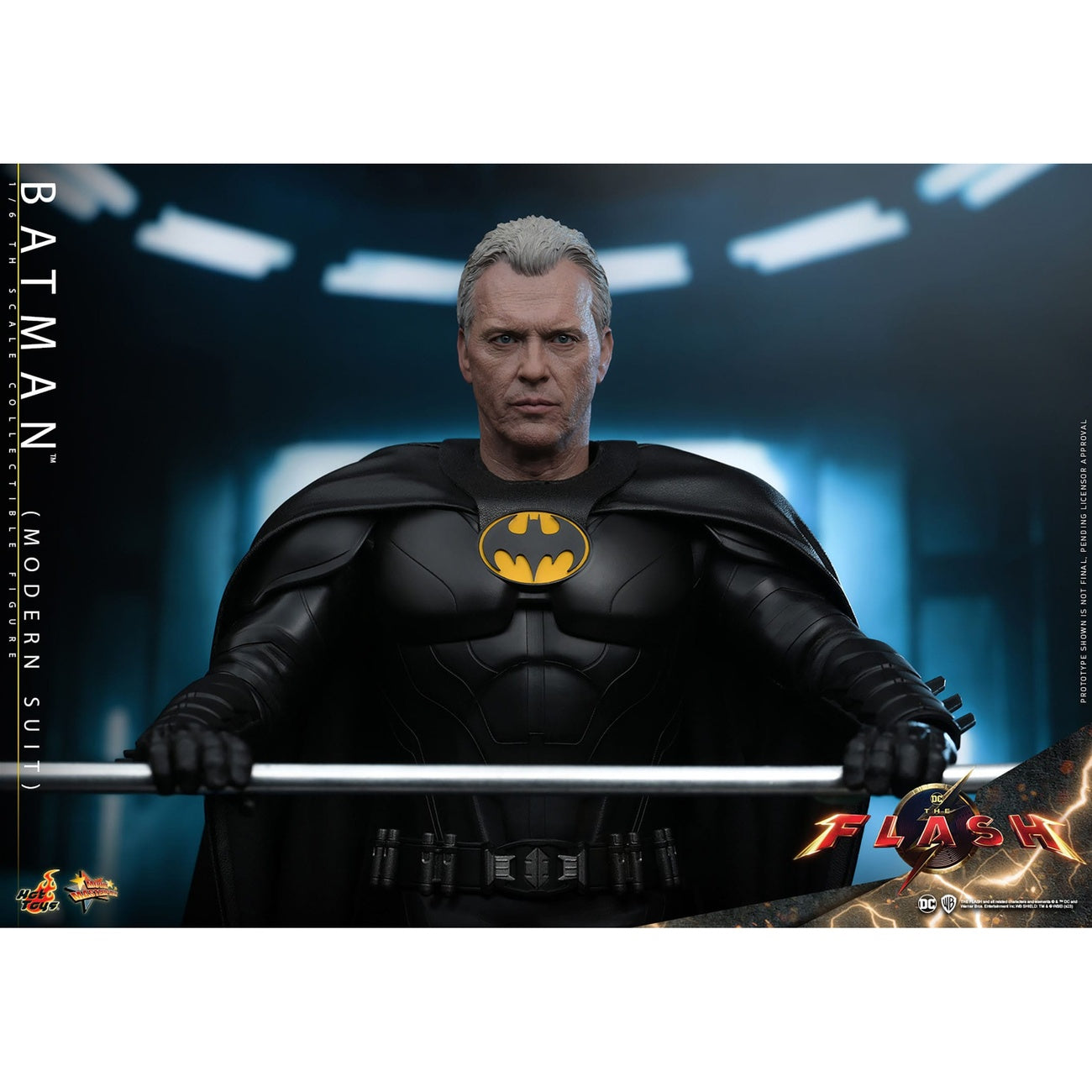 Zdjęcie produktu DC Comics: The Flash – Batman (nowoczesny kostium) figurka kolekcjonerska Masterpiece 1:6