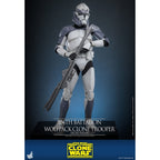 Zdjęcie produktu Star Wars: The Clone Wars – Figurka akcji Clone Trooper Wolfpack z 104. Batalionu w skali 1:6