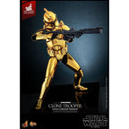 Zdjęcie produktu Star Wars – figurka akcji Clone Trooper 1:6 Gold Chrome Version Exclusive