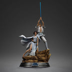 Zdjęcie produktu Star Wars Deluxe Art Scale Figura 1/10 Luke i Leia 41 cm