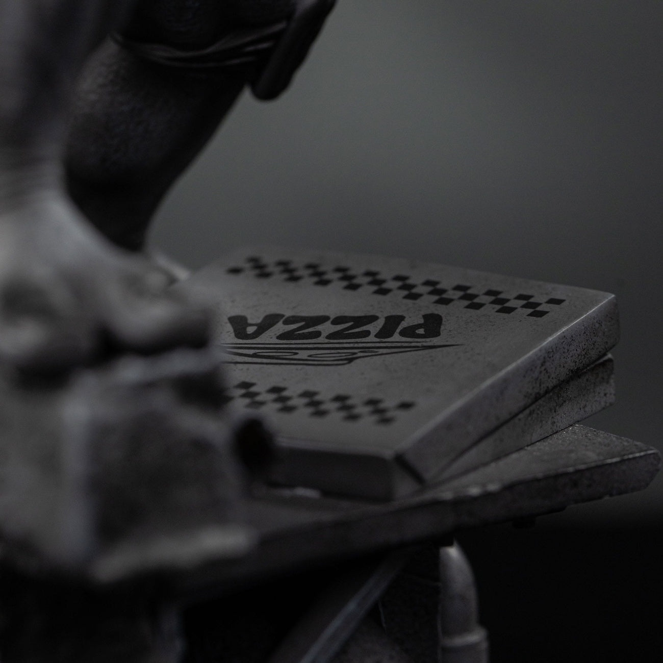 Zdjęcie produktu Teenage Mutant Ninja Turtles Figura Art Scale 1/10 Michelangelo Wersja Czarnobiała 26 cm heo exclusive