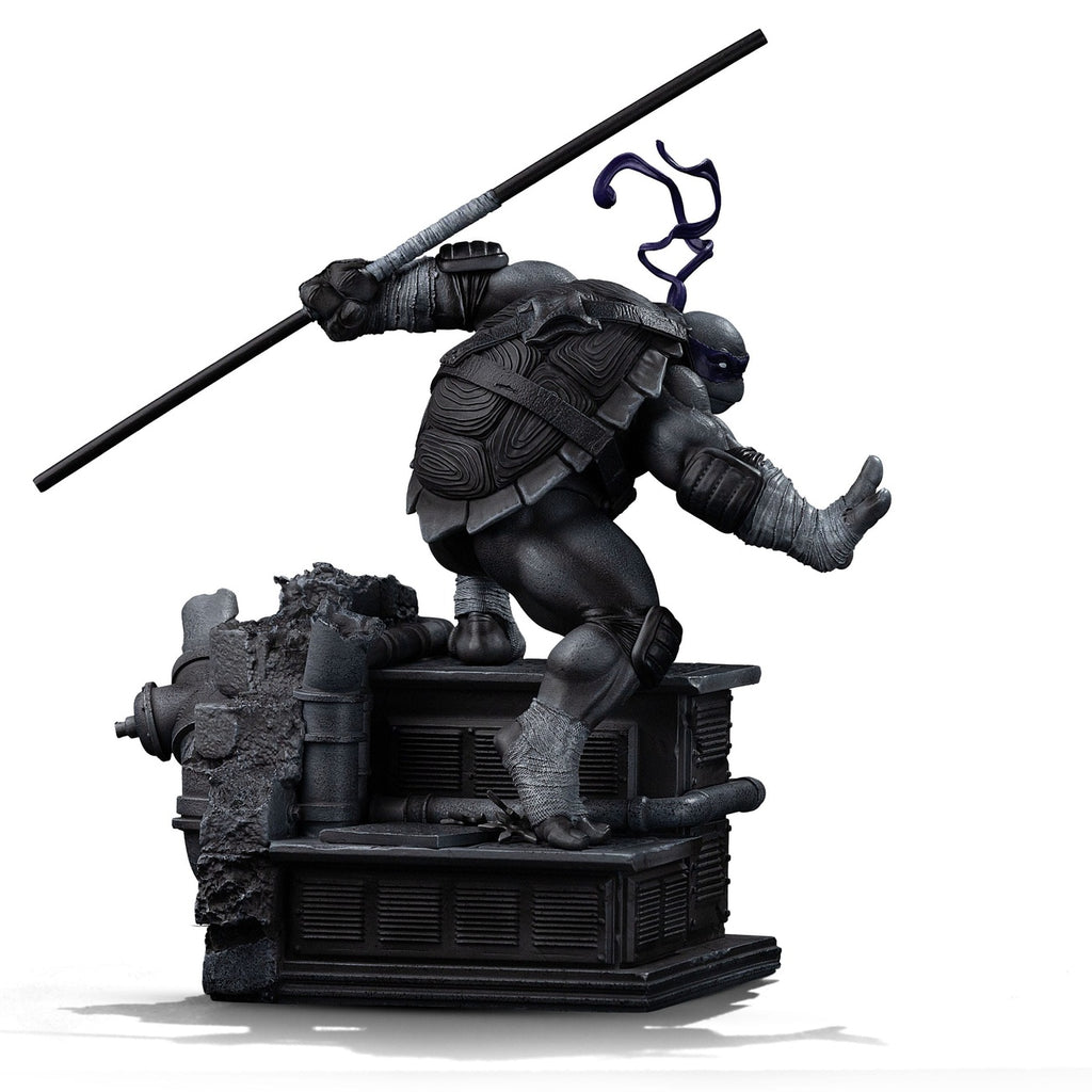 Zdjęcie produktu Teenage Mutant Ninja Turtles Figurka Art Scale 1/10 Donatello Wersja Czarnobiała 26 cm heo exclusive