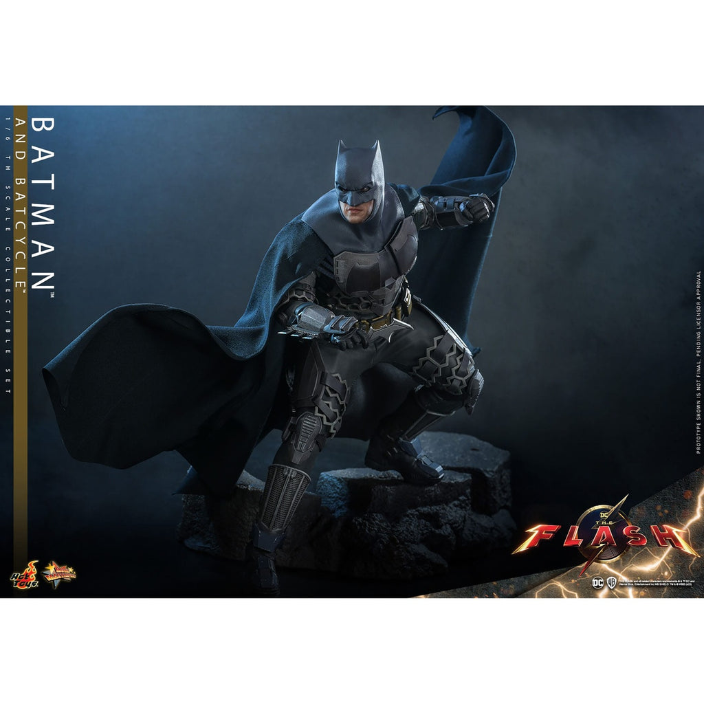 Product image The Flash Movie Masterpiece Action Figure with Vehicle 1/6 Batman & Batcycle Set 30 cm