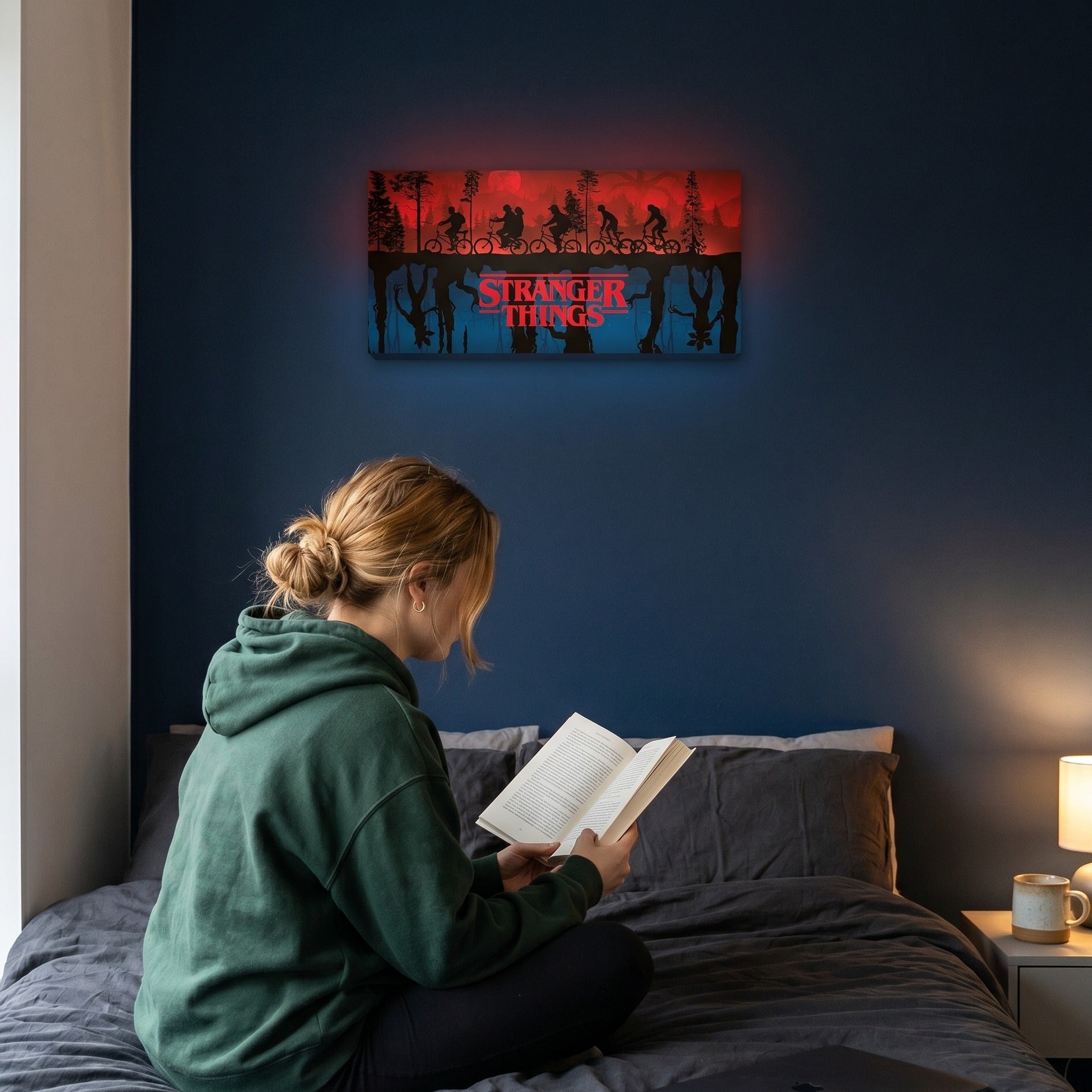 Zdjęcie produktu Stranger Things - Two Worlds obraz ścienny z podświetleniem