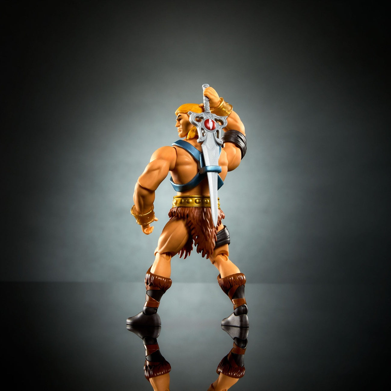 Zdjęcie produktu Masters of the Universe x ThunderCats figurka akcji He-Man 14 cm