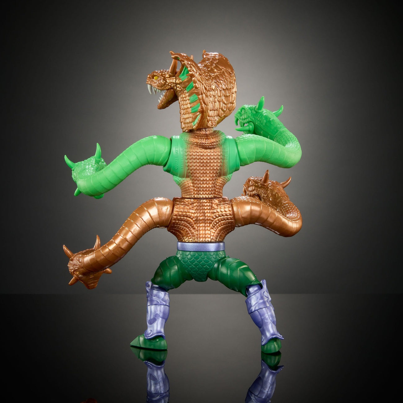Zdjęcie produktu MOTU x TMNT: Turtles of Grayskull figurka akcji Deluxe King Hiss 14 cm