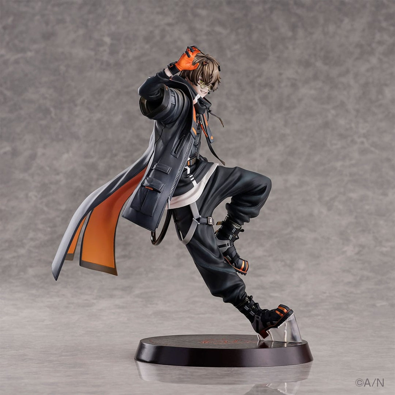 Zdjęcie produktu Nijisanji Figura PVC 1/7 Alban Knox 26 cm