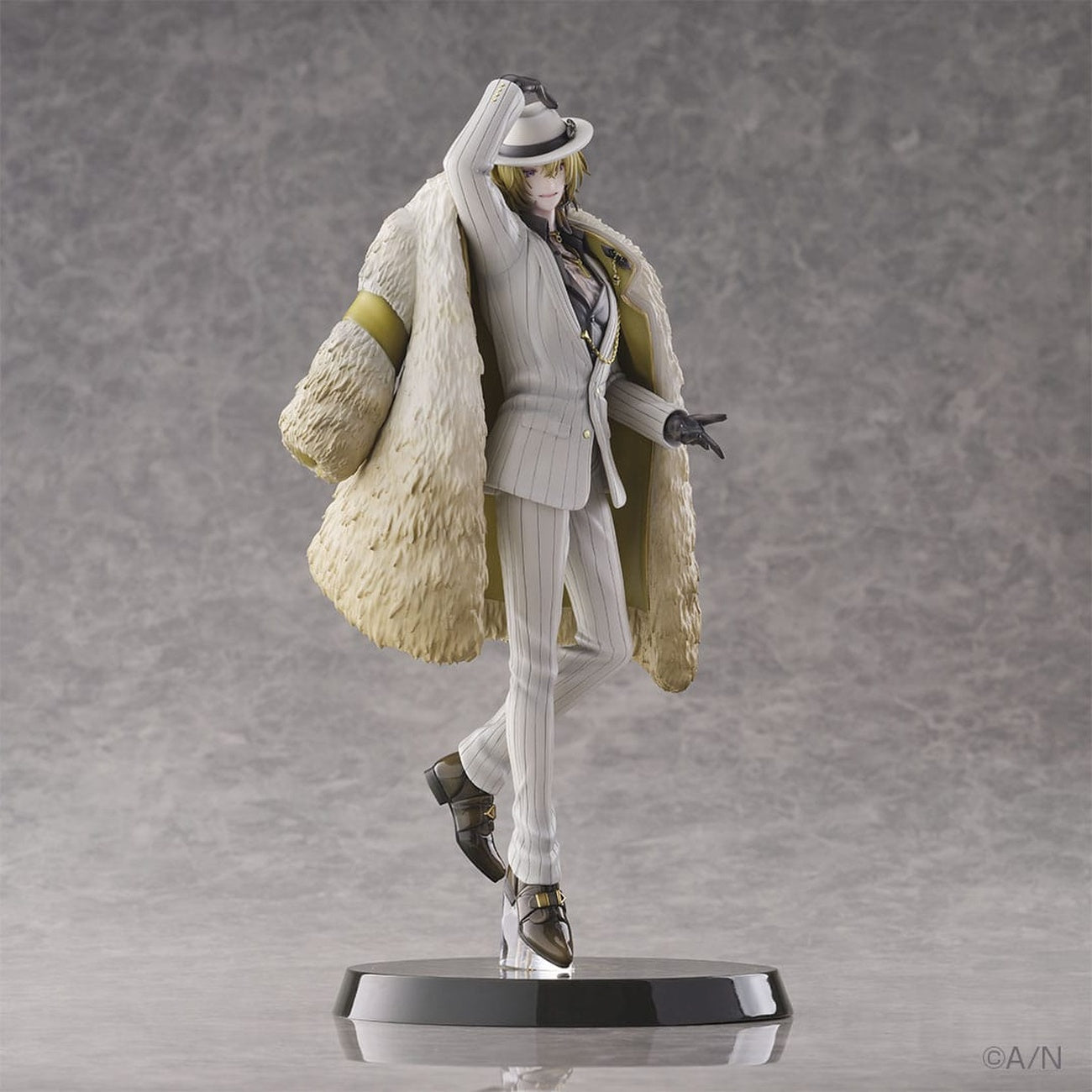 Zdjęcie produktu Nijisanji Figurka PVC 1/7 Luca Kaneshiro 30 cm