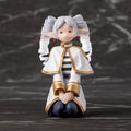 Zdjęcie produktu Frieren: Beyond Journey's End Figura PM Perching PVC I have ringlets now Clear Ver. heo Exclusive 10 cm
