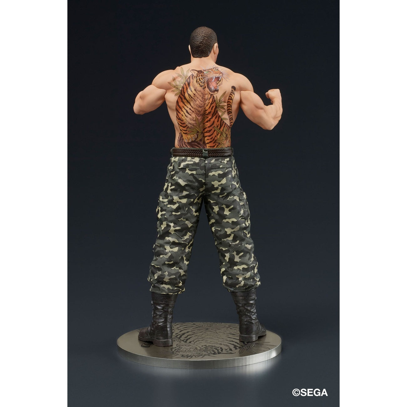 Product image Yakuza: Like a Dragon Digsta PVC Statue Taiga Saejima Battle Style Ver. 18 cm