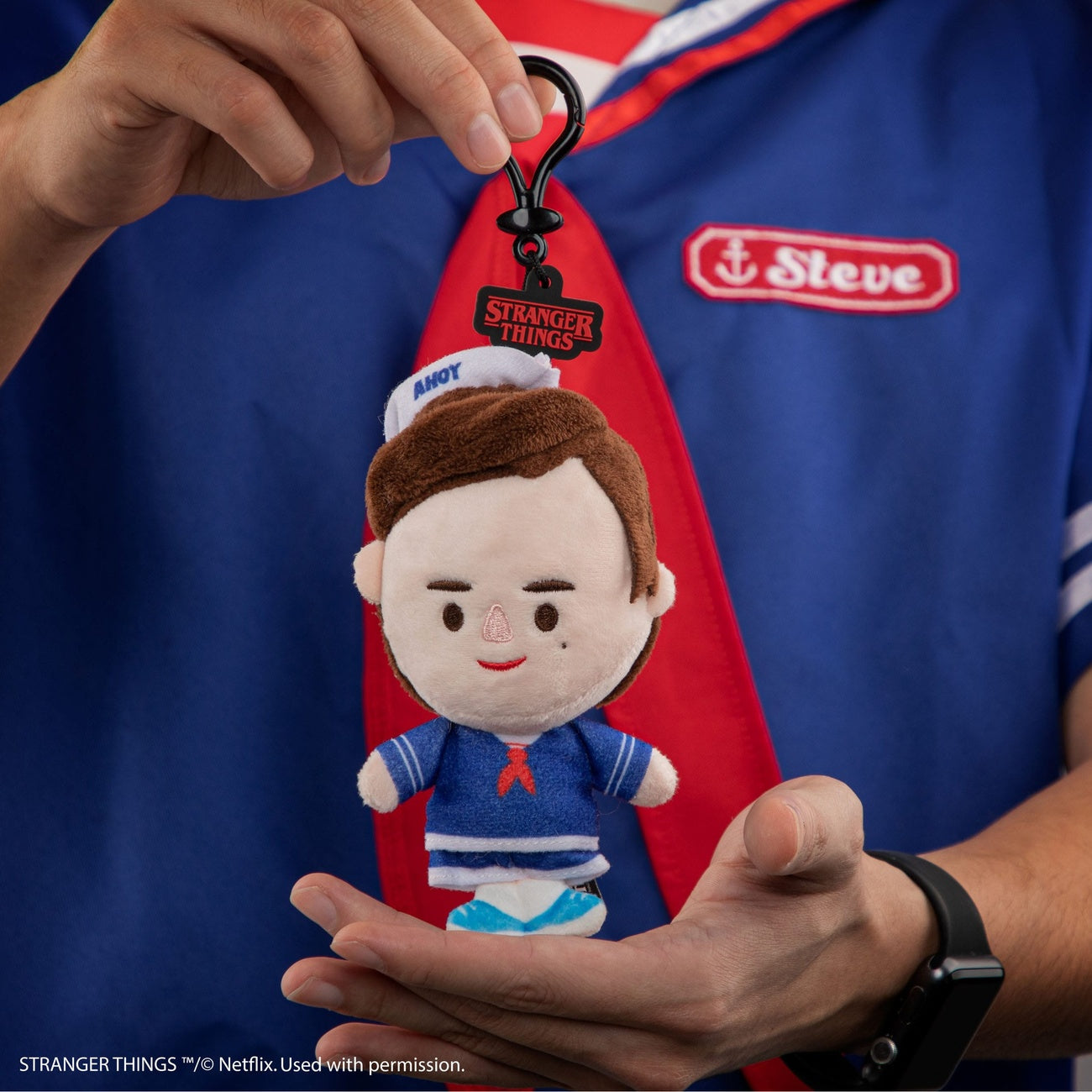 Zdjęcie produktu Stranger Things: brelok pluszowy Steve Scoops Ahoy