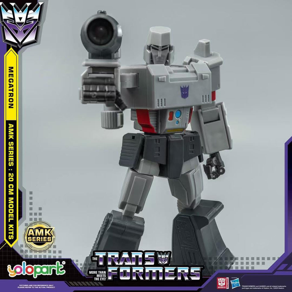 Zdjęcie produktu Transformers Generation One AMK Series Plastikowy Zestaw Modelarski Megatron 20 cm