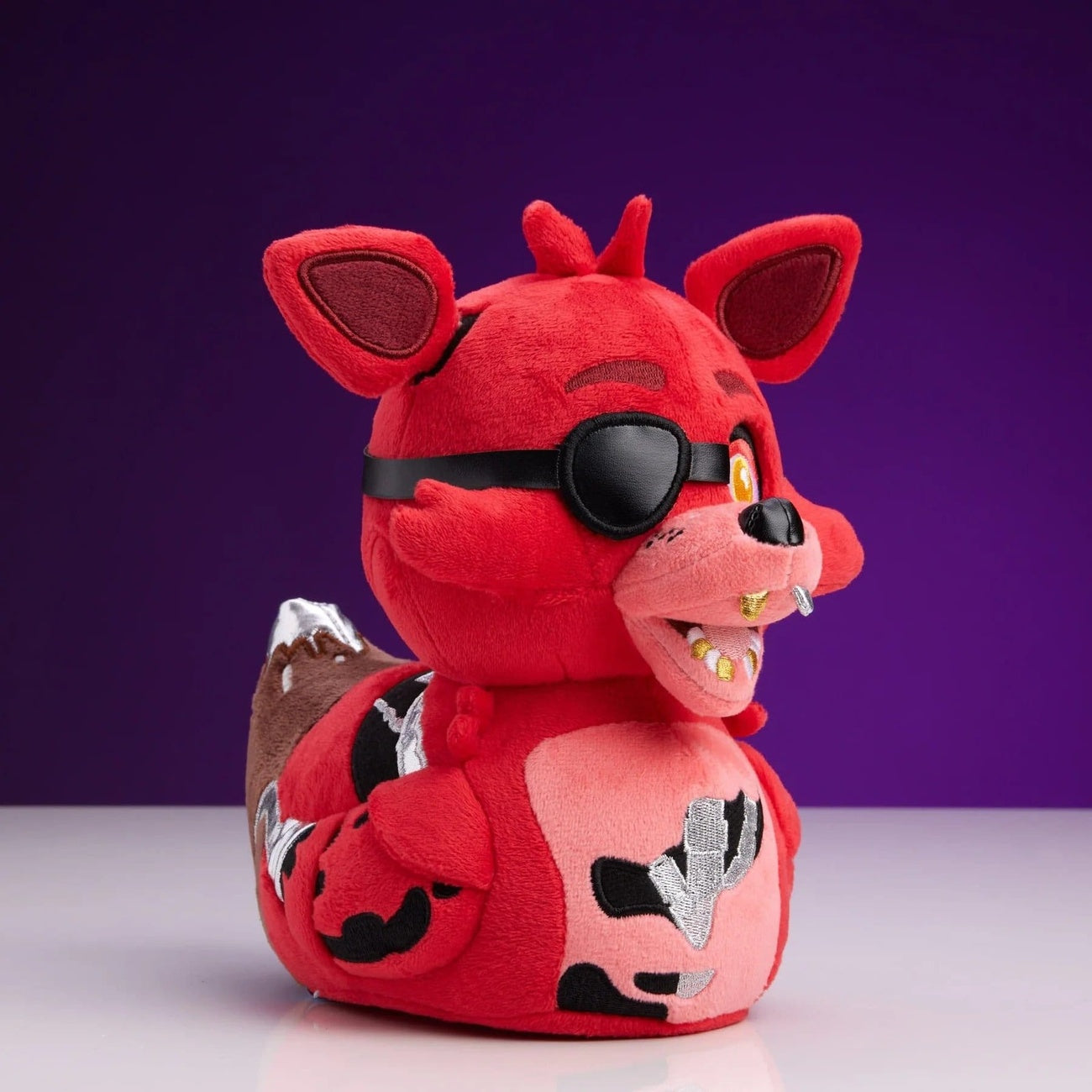 Zdjęcie produktu Five Nights at Freddy’s pluszowa figurka Tubbz Foxy 20 cm