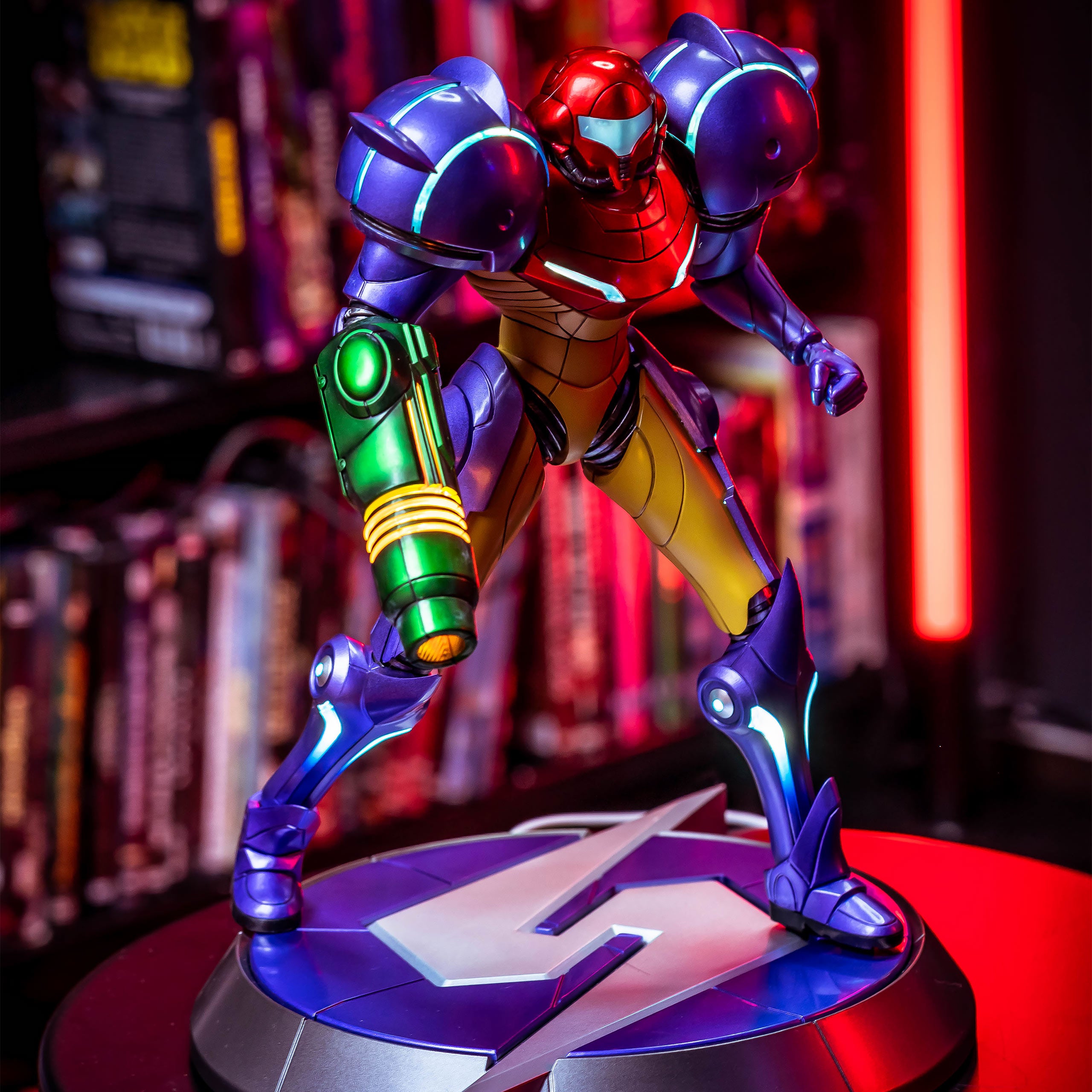Zdjęcie produktu Metroid Prime Figurka PVC Samus Gravity Suit Collectors Edition 25 cm