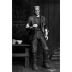 Zdjęcie produktu Figurka Universal Monsters Ultimate Potwór Frankensteina (Narzeczona Frankensteina) (B&W) 18 cm