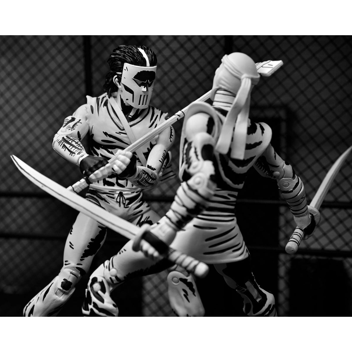 Zdjęcie produktu Teenage Mutant Ninja Turtles Figurka akcji Casey Jones Black & White 18 cm
