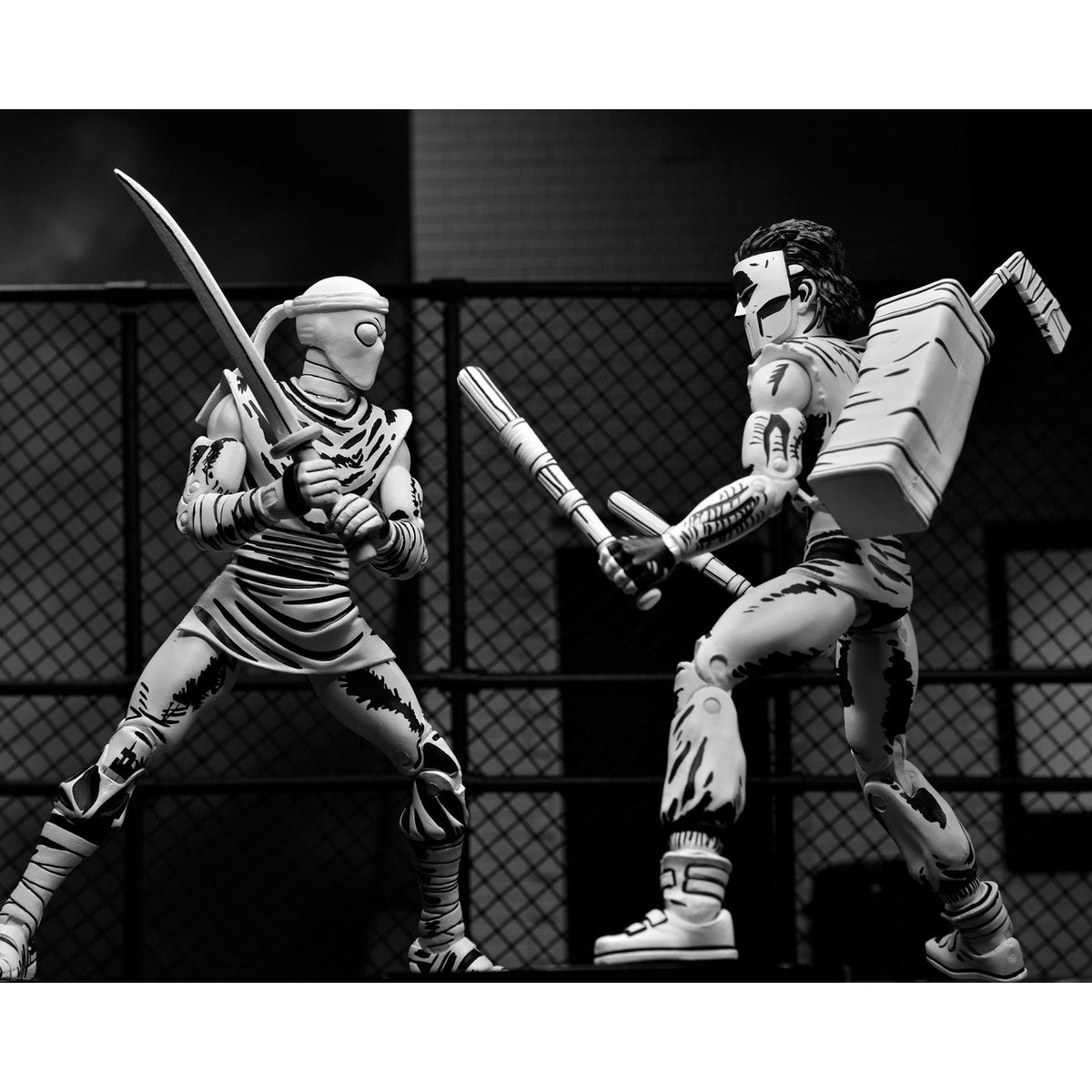 Zdjęcie produktu Teenage Mutant Ninja Turtles Figurka akcji Casey Jones Black & White 18 cm
