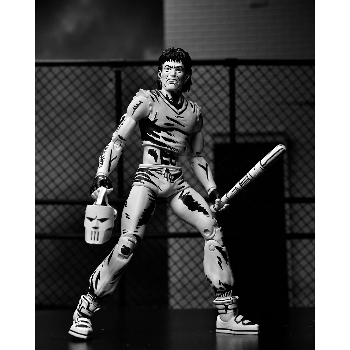 Zdjęcie produktu Teenage Mutant Ninja Turtles Figurka akcji Casey Jones Black & White 18 cm