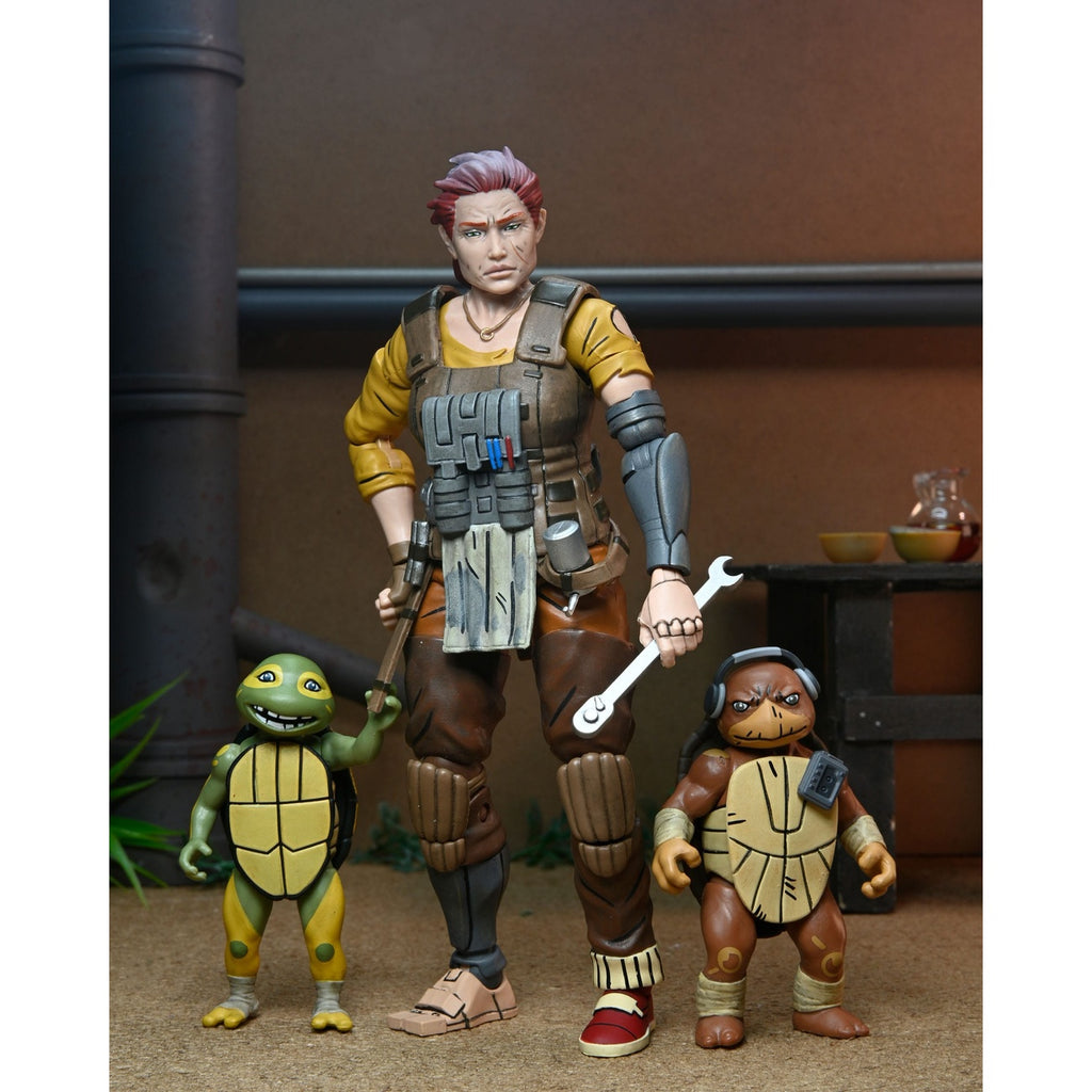 Zdjęcie produktu Teenage Mutant Ninja Turtles (The Last Ronin The Lost Years) figurka Grammy April z Baby Yi & Moja 18 cm