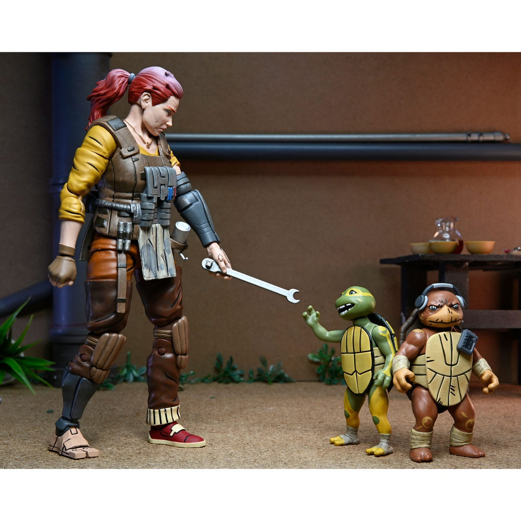 Zdjęcie produktu Teenage Mutant Ninja Turtles (The Last Ronin The Lost Years) figurka Grammy April z Baby Yi & Moja 18 cm