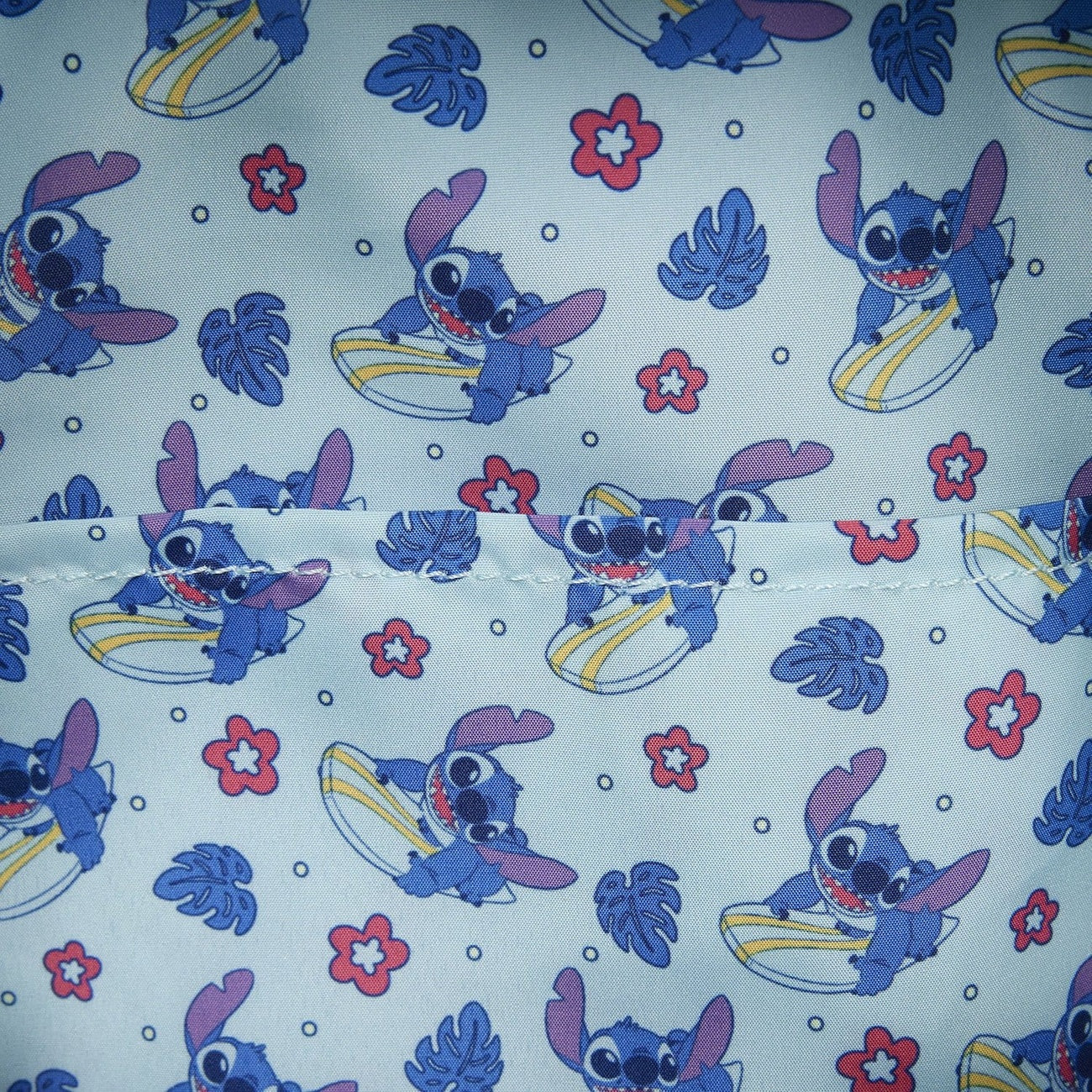Zdjęcie produktu Disney by Loungefly Mini plecak Lilo & Stitch Animal Friends