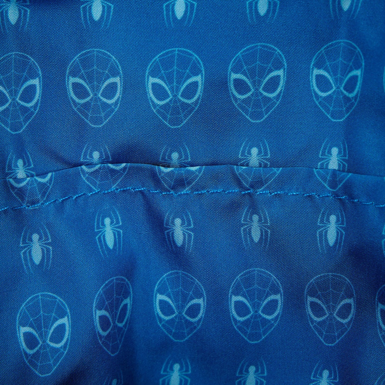 Zdjęcie produktu Marvel by Loungefly torba na ramię Spider-Man na telefon z portfelem