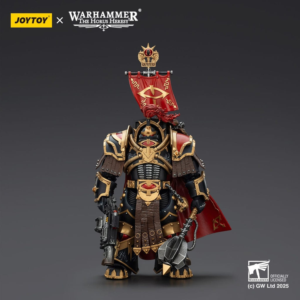 Product image Warhammer 40,000: Sons of Horus Action Figure Legion Cataphractii Praetor with Combi-Melta and Power Maul 14 cm