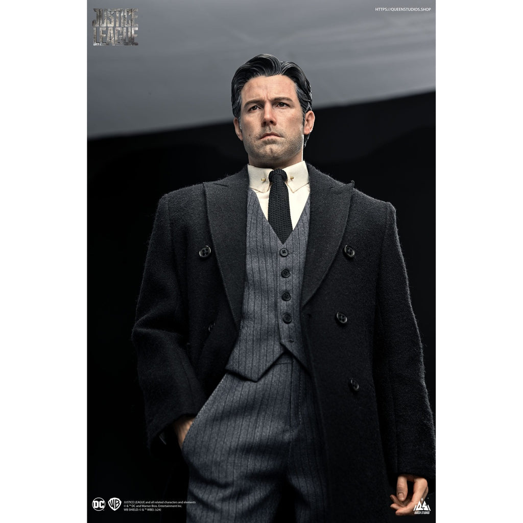 Product image Justice League Statue 1/4 Bruce Wayne (Ben Affleck) 51 cm