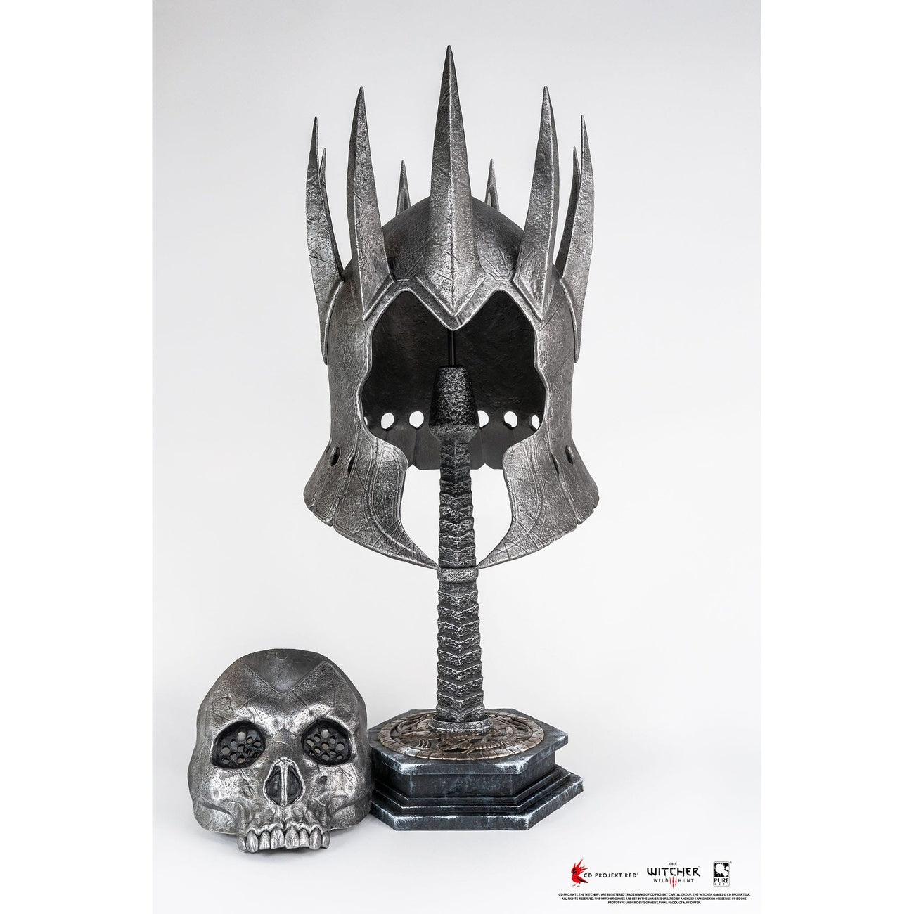 Product image The Witcher 3: Wild Hunt 1/1 Scale Replica Eredin Helmet 44 cm